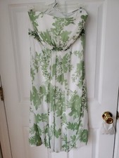 Davids Bridal Dress Cocktail  Sleeveless Prom Wedding. Size 12 Green Floral EUC