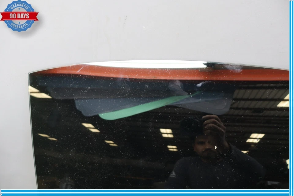 03-12 Mercedes SL500 SL550 R230 Front Right Passenger Side Door Window Glass Oem - Image 4 of 4
