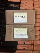ONE Nintendo DS Lite Handheld System BAD BUTTONS for parts repair junk broken