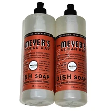 Mrs. Meyer's Clean Day Radish Scent Dish Soap Cuts Grease 16oz