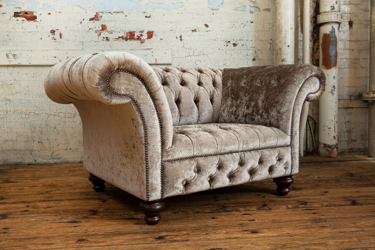 LUXURY HANDMADE 1.5 SEATER MINK DURABLE VELVET CHESTERFIELD SNUGGLE CHAIR
