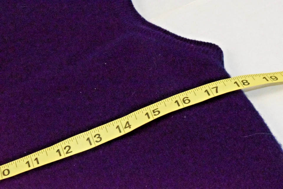 Vintage Sweater Vest Lord Jeff Size M 70s Navy Blue Virgin Lambswool USA Grunge - Image 4 of 4