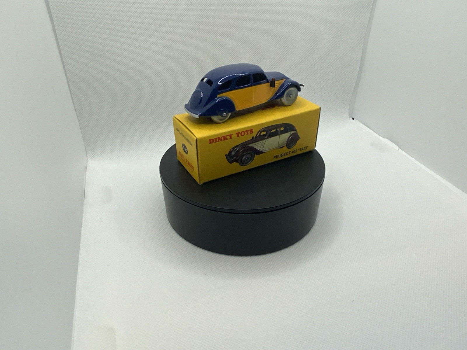 Picture 4 of 6