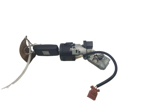 Hub lock