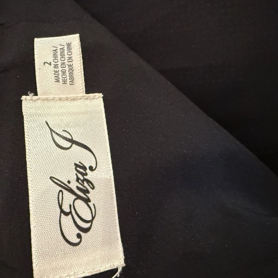 Eliza J Women's Pencil Skirt Size 2 Gold, White, Black Sequined Fully Lined. - Image 4 of 4