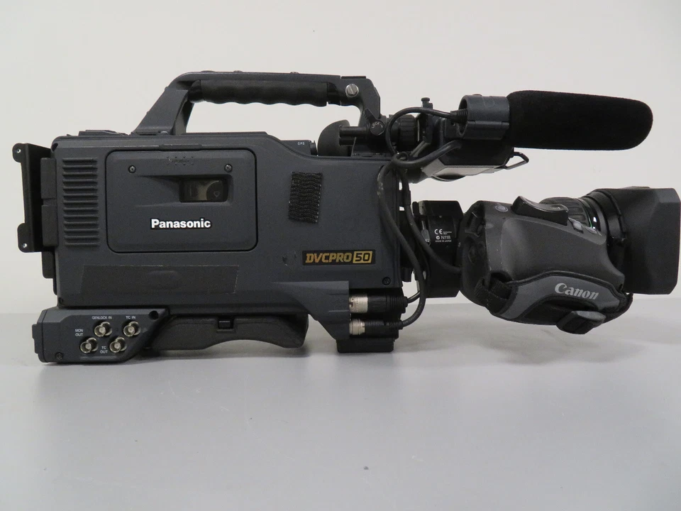 Panasonic AJ-SDX900P DVCPRO50 Camera w-lens, paintbox, ENG & studio VFs, plate - Image 4 of 4