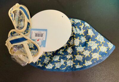 Ensemble Bébé Garçon Sandales + Chapeau Seau First Impressions - Motif Tortue, Taille 3-6 Mois, Neuf