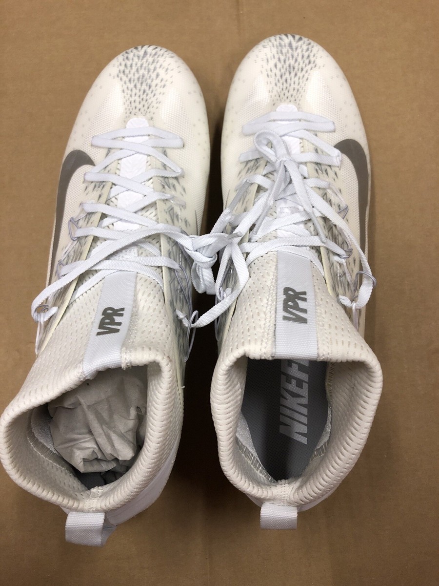 Size 10 Nike Vapor Untouchable 2 White/Silver Football Cleats 824470-111 NEW Nike Vapor Untouchable 2 White/Silver Size 16 824470-111  main image 4