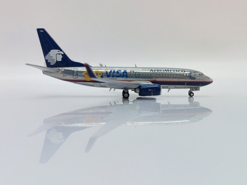 JC Wings 1/400 XX40028 Boeing 737-700 Aeromexico "GO VISA" N784XA Polished - Picture 8 of 14