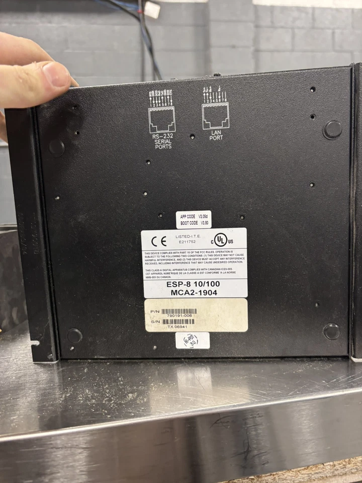 Genuine Equinox 790191-006 ESP-8 ESP 10/100 Serial Hub 8 Port USED - Image 2 of 3