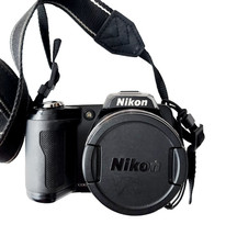 Nikon Coolpix L110 2010 12,1 megapixel fotocamera digitale zoom 15x testata funzionante con custodia