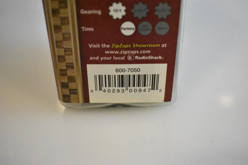 ZipZaps Ford GT Edición Especial Blanco/Azul Micro RC 1:64 Foto 3 de 4