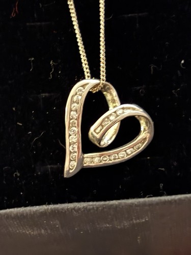 Hallmark Silver Necklace With Heart Pendant - Picture 2 of 3