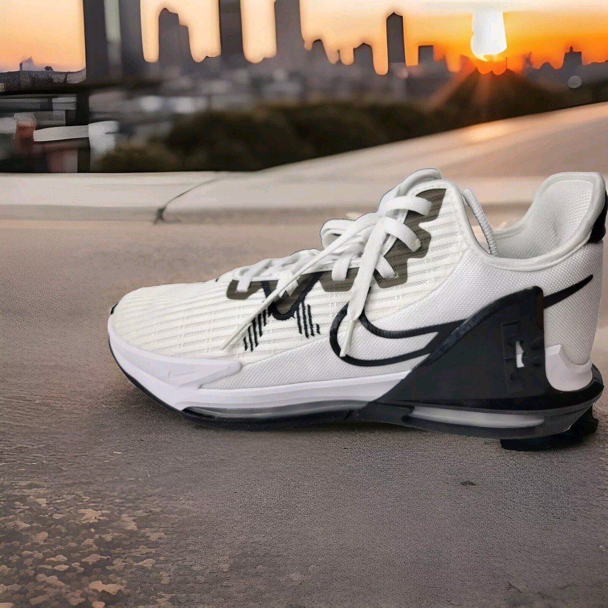 LEBRON Witness6 27cm ナイキ 美品 NIKE Amazon | Nike Lebron Witness 6 Men's Indoor Shoes | NIKE