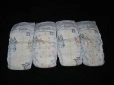 4 Sample Luvs ( BLUEY ) platinum Protection Diapers Size 8.