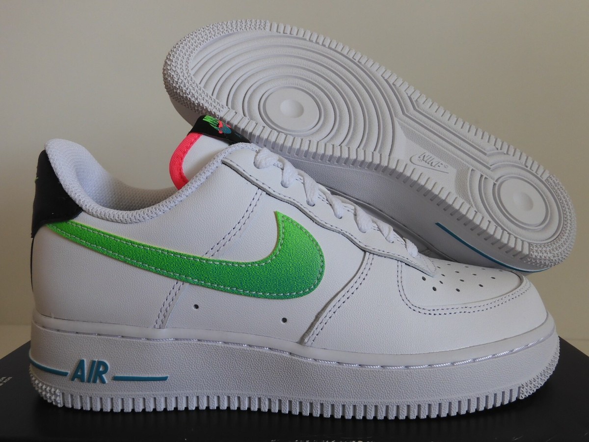 靴 NIKE AIR FORCE 1 '07 LV8 24cm Nike Air Force 1 '07 LV8 White Wolf Grey Black Men's UK 11.5