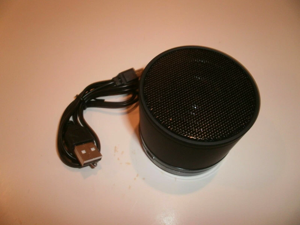 Mini Bluetooth Wireless Speaker model SP010 Portable Smartphone Tablets laptop - Image 4 of 4