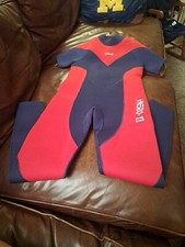 HEVTO Hero II Kids Wetsuit Size 12 K22-Red 3/2mm Neoprene Full Wetsuit, New