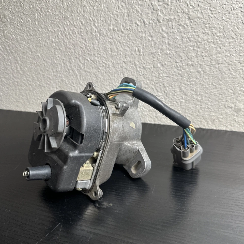 2001 HONDA ACCORD DX 2.3L 4 CYLINDER ENGINE IGNITION DISTRIBUTOR W/ CAP OEM. B32 - Image 2 of 4