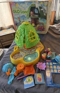 RARE 1985 Vintage Lot Hasbro Glo Friends Musical Land Gloland Glow Box TREE