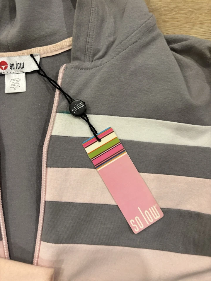 NUEVO CON ETIQUETAS Chaqueta Deportiva SoLow Para Mujer Cremallera Completa Gris Rosa Hecha en EE. UU. Mediana M $110 Foto 4 de 4