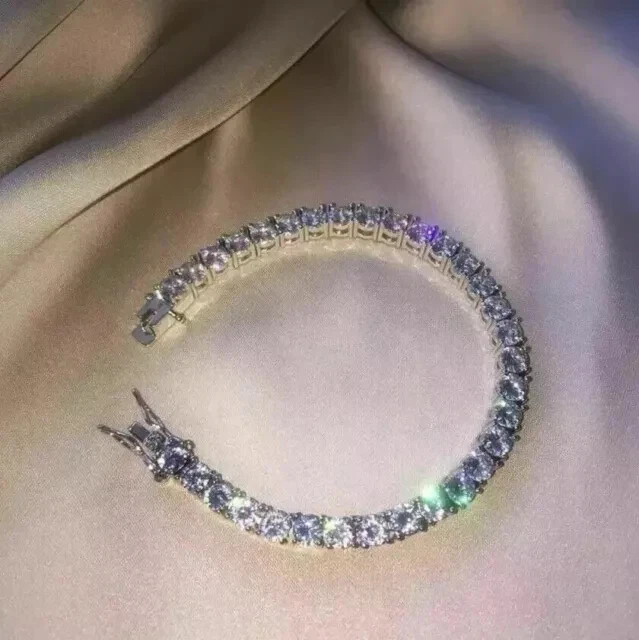 Pulseira feminina folheada a ouro branco 14K com diamante criado em laboratório corte redondo 10 quilates 6,5" - Imagem 2 de 4