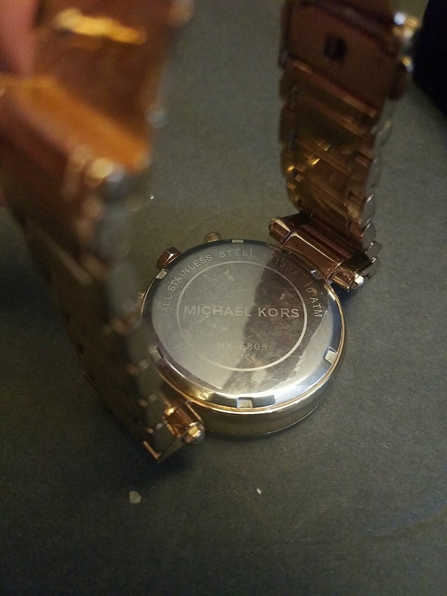 Michael Kors MK-5806 Rose Gold Watch s-l400.jpg main image 4