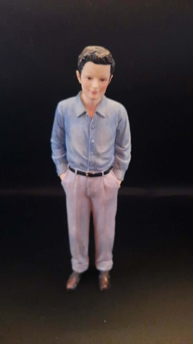 Doll house miniature 1" scale resin man 
