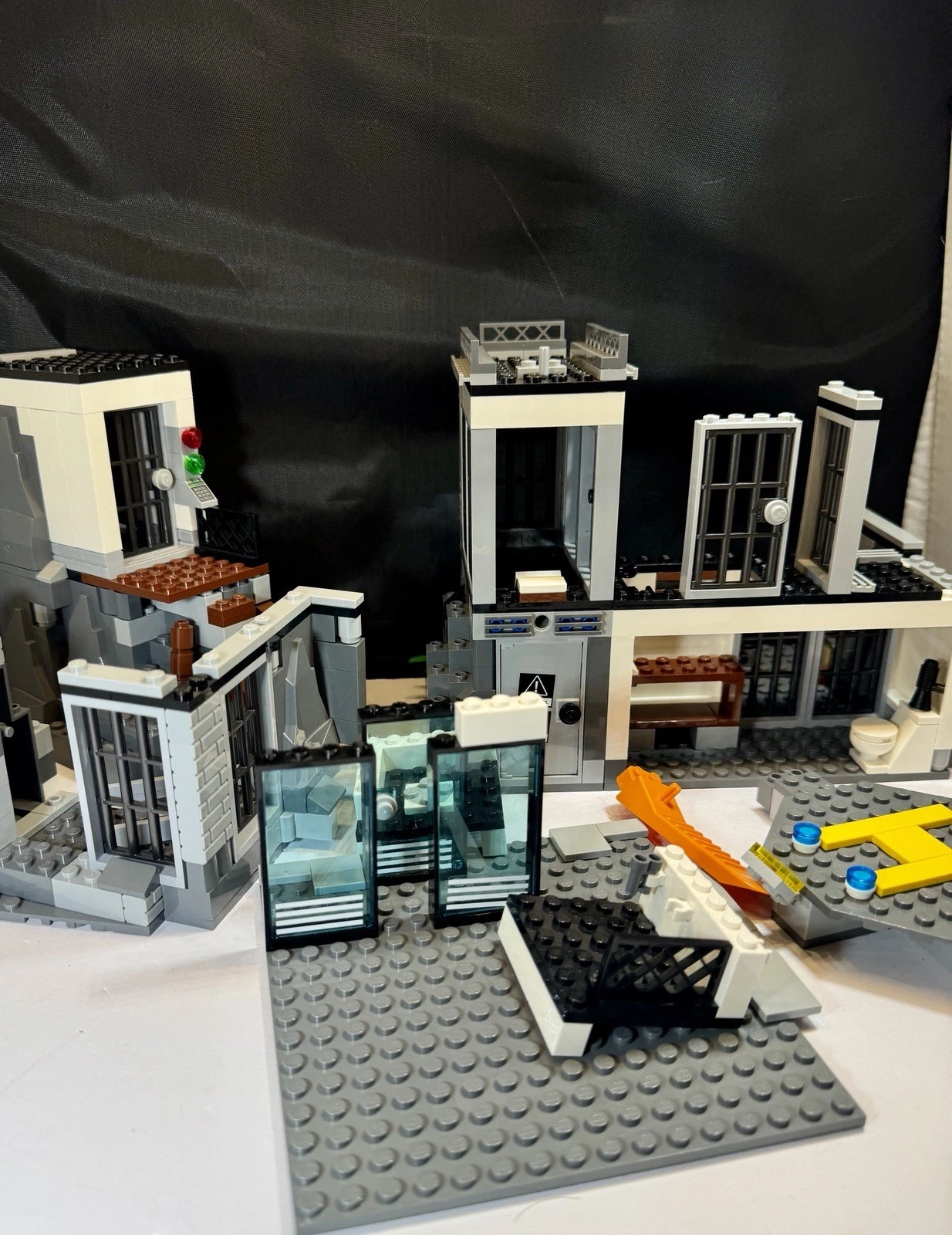 Picture 4 of 8