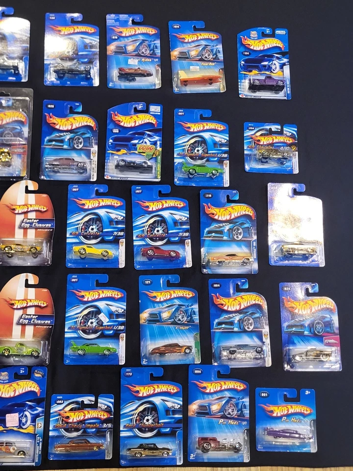 Matchbox Hot Wheels Die-cast Cars HUGE LOT (57 CARS) - Image 3 of 4