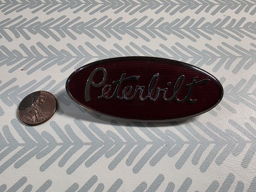 PETERBILT 20-19282-001 NAMEPLATE-PB LOGO