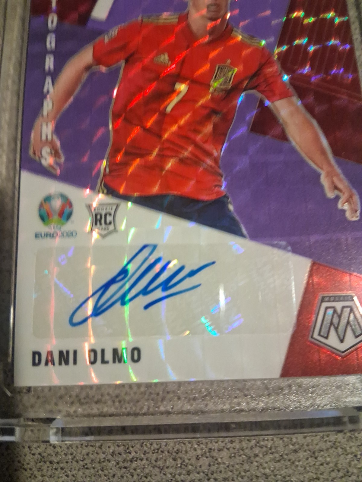 2020-21 Panini Mosaic Dani Olmo Autographs Rookie Auto  #/25 SPAIN view 4
