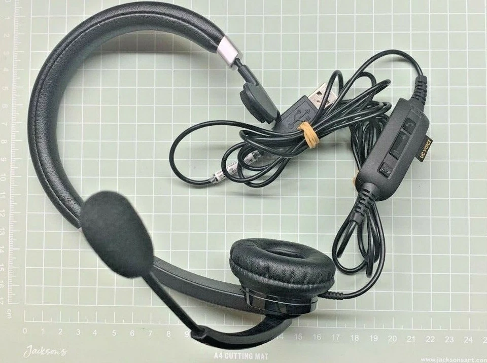 Jabra UC Voice 550 Model: HSC011 Headset  ( S/N: 12HA1E176EC ) - Image 3 of 4