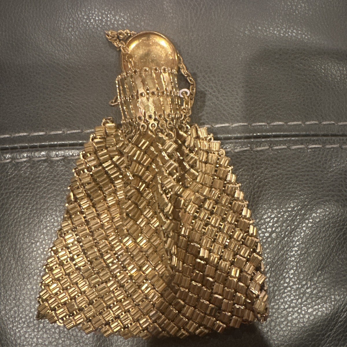 Whiting & Davis ゴールド バッグ Vintage Whiting & Davis Goldtone Mesh Bag Rhinestone Clasp