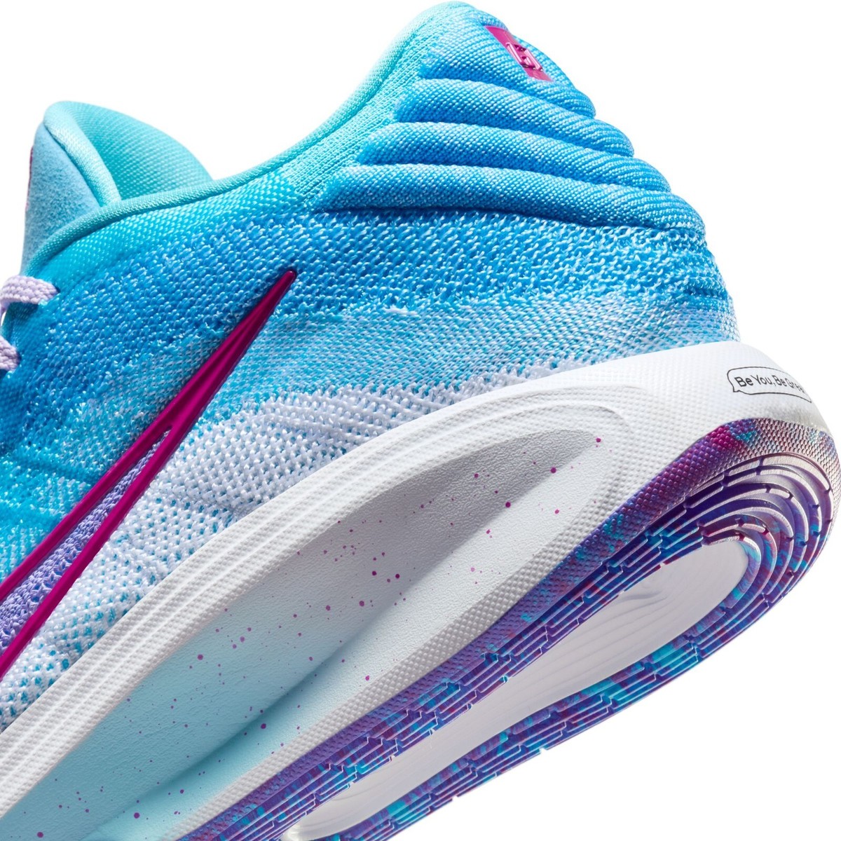 シューズ(男性用) Nike GT Hustle 3 Paige Bueckers PE The Paige Bueckers G.T. Hustle 3 is the First Nike Player
