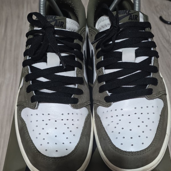 Jordan Air Jordan 1 Retro Low OG Medium Olive Verde/Blanco/Negro HQ6998-200 5