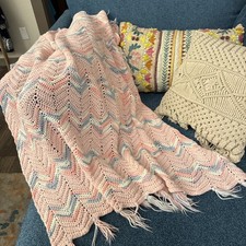 Vtg 1950 s Pink Blue White Chevron Pattern Crocheted Baby Blanket