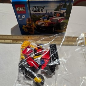 LEGO City Fire Fighter Set 4427 Fire ATV COMPLETE Fireman Accessories