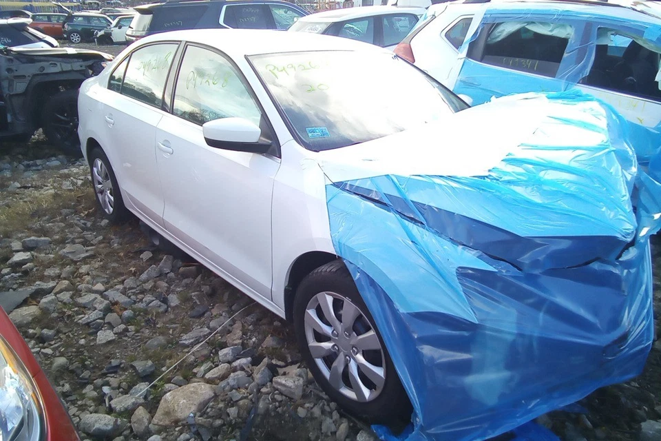 Volkswagen Jetta 2017 transmisión automática OEM 100 k millas (LKQ ~ 442254721) Foto 2 de 4