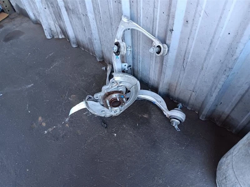 Conjunto de juntas de eixo de suspensão dianteira direita 16-19 Jaguar XF braço de controle RWD - Imagem 2 de 4