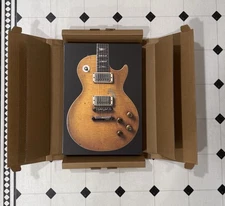 THE COLLECTION: KIRK HAMMETT GIBSON  BOOK SIGNED MINT CONDITION Metallica