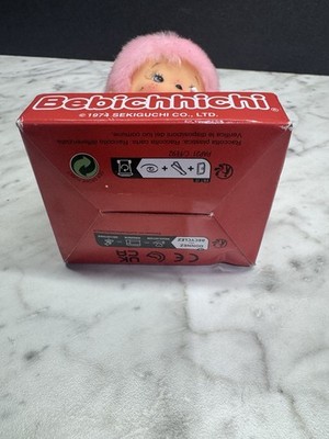Sekiguchi Bebichhichi Fille Fleur De Cerisier – Peluche Rose Toute Douce Avec Bavoir Et Nattes Fleuries, Environ 15 Cm, Cadeau Irrésistible