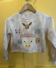 Pokemon crop sweater girls 6 6X. Ivory with dark shades, cropped