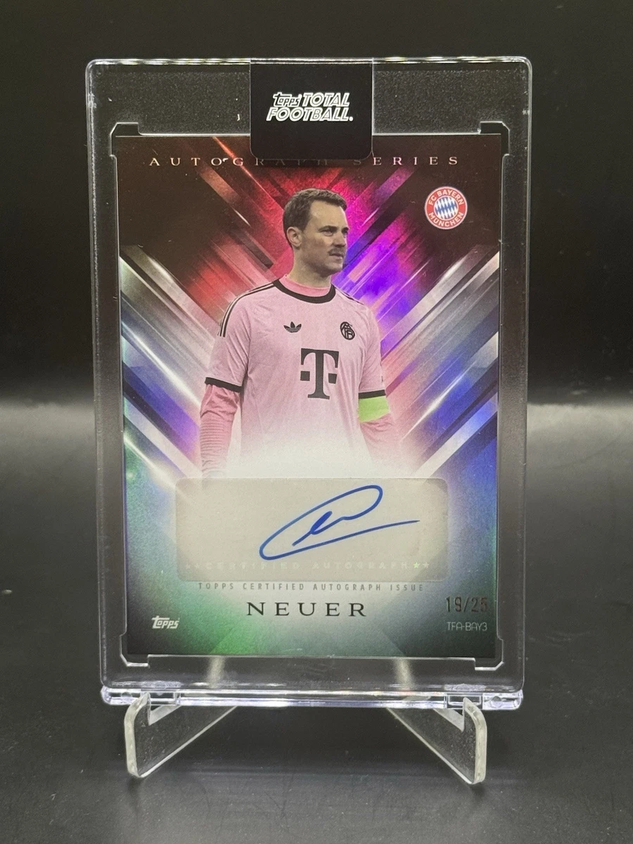 Soccer Bayern Munich Autographed Sports Trading Cards