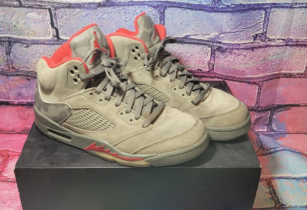 Nike Air Jordan 5 Retro Camo P51 Size 8.5 OG V 136027–051 Nike Air Jordan 5 Retro Camo P51 Size 8.5 OG V 136027–051