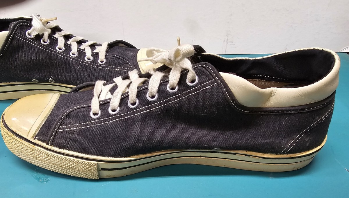 Vintage 1960's SUPER SKIPS Montgomery Ward mens tennis shoes