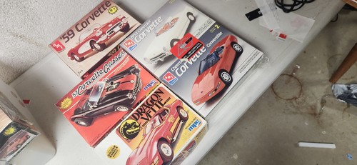 Lot of 5 Model kits all corvettes Amt/Ertl/Mpc all new in box | eBay