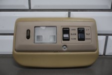 1995-1997 Toyota Land Cruiser Lexus Lx450 Overhead Roof Console 1995-1997 Toyota Land Cruiser Lexus Lx450 Overhead Roof Console