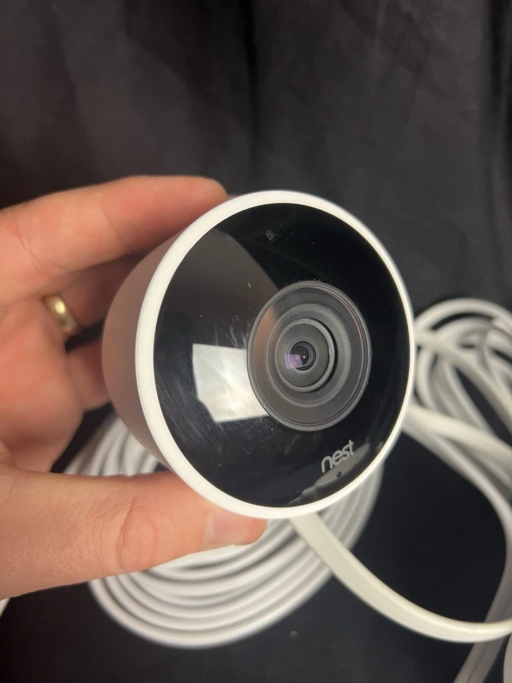 Google Nest Cam Outdoor 1st Gen A0033 White Classic Smart HD Security Camera - Image 4 of 4