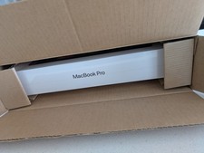 Apple MacBook Pro 2022 M2 8C CPU 10C GPU 13" 24GB RAM 1TB SSD Silver